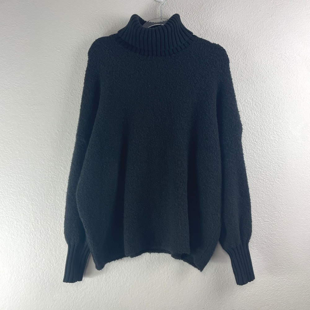 OFFLINE by Aerie Turtleneck Sweater Womens‎ Small Black Boucle Oversized Cozy